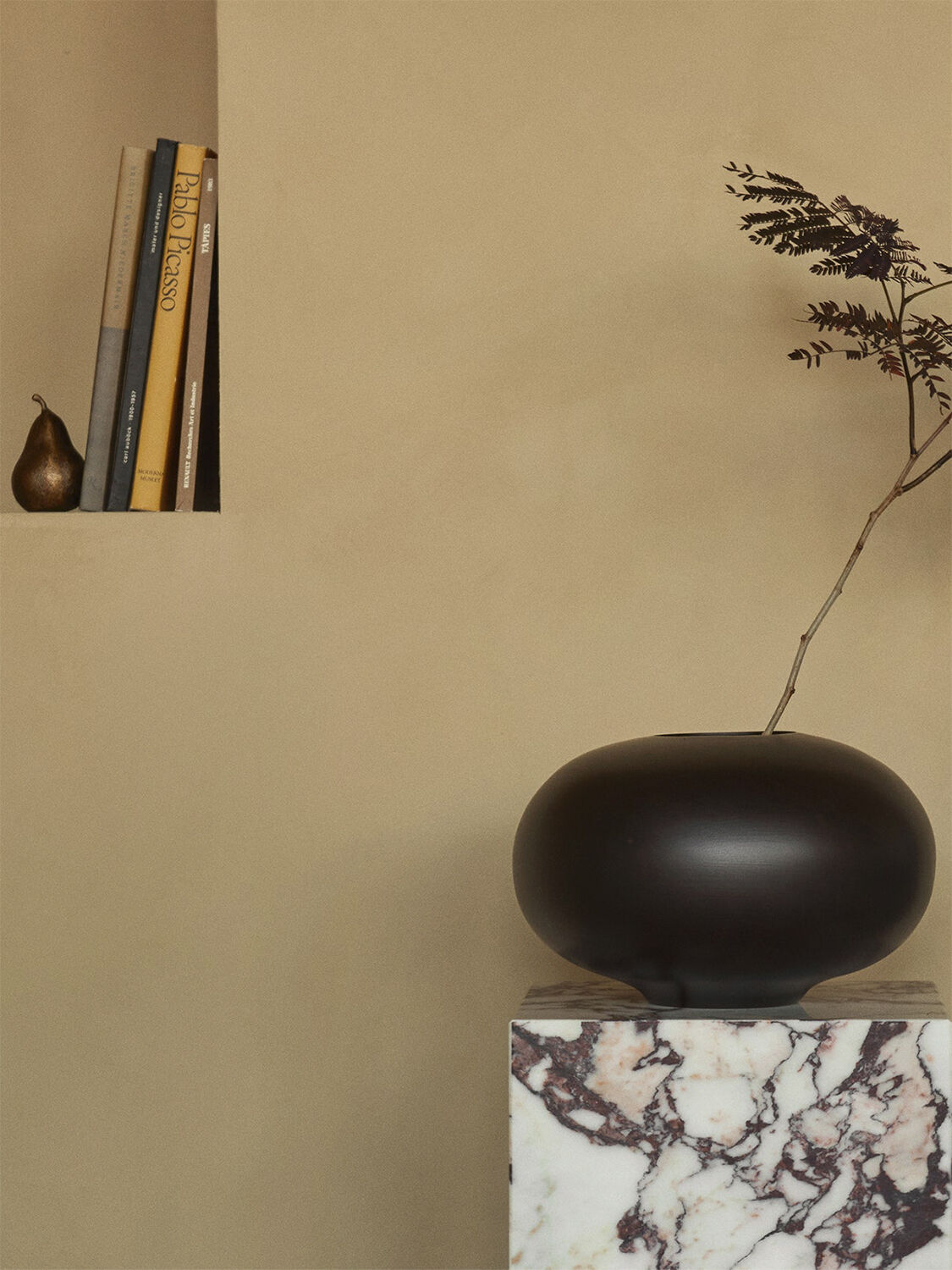 Surround Vase, H17,5, Wood