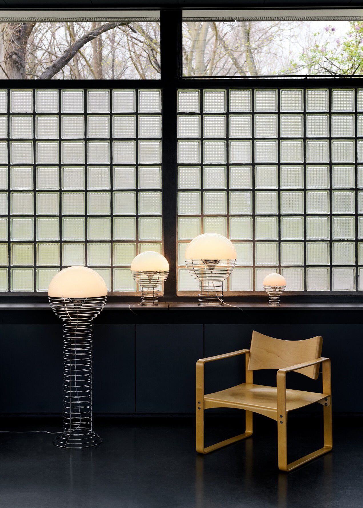 Series 270 F Armchair