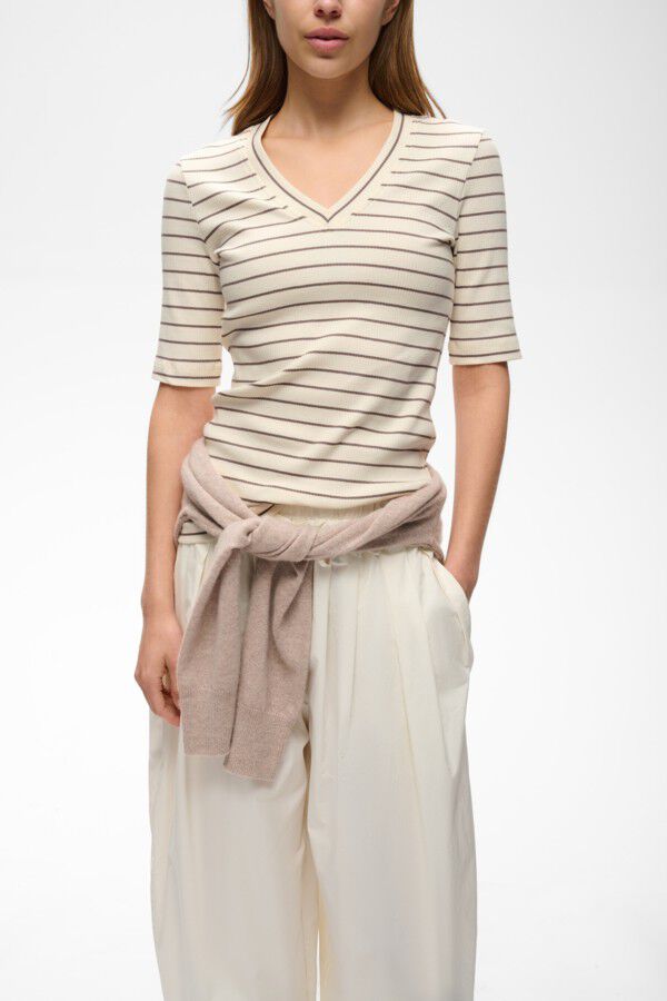 DagnaIW Striped V T-Shirt
