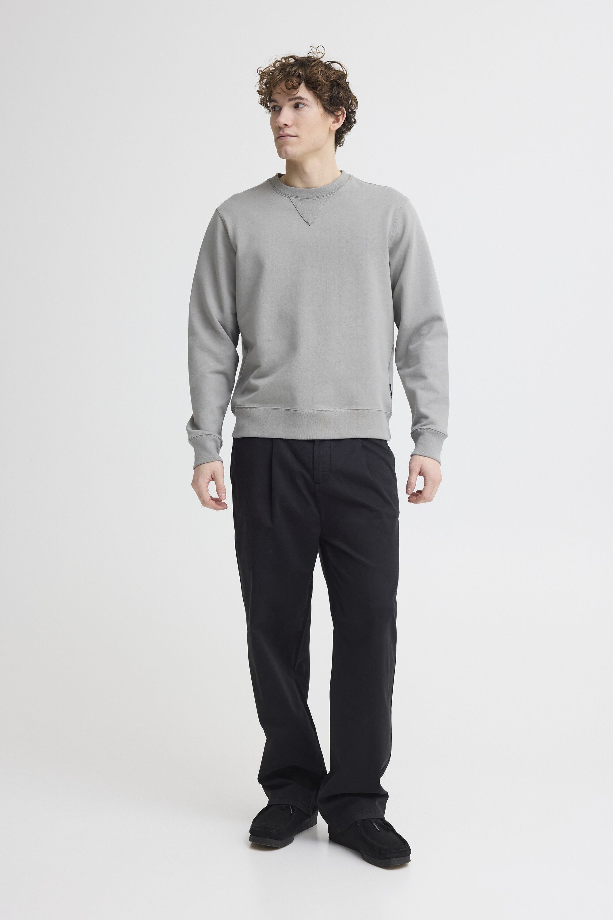 CFPERSSON 0261 CREW NECK SWEAT