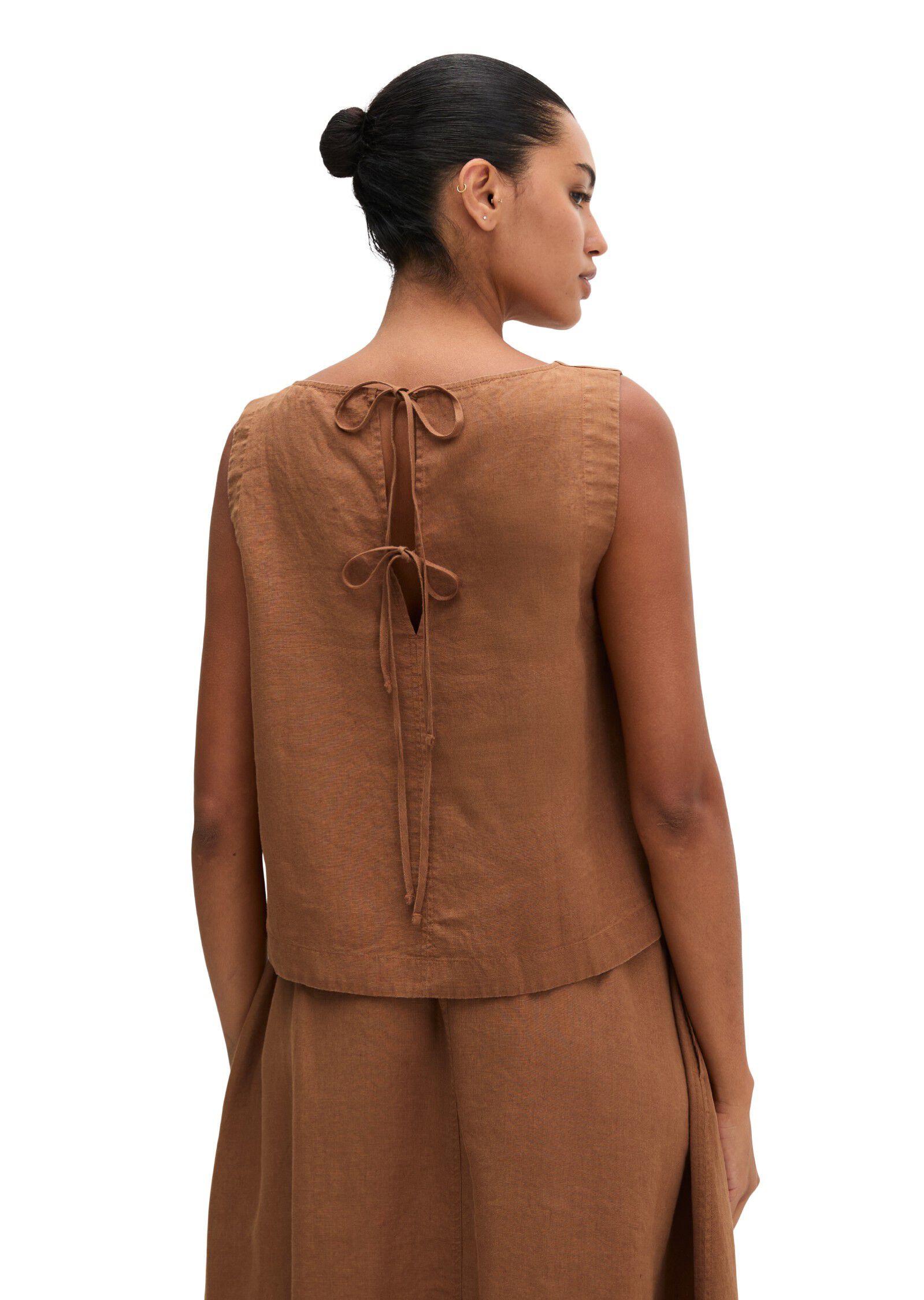 Woven Blouses Sleeveless