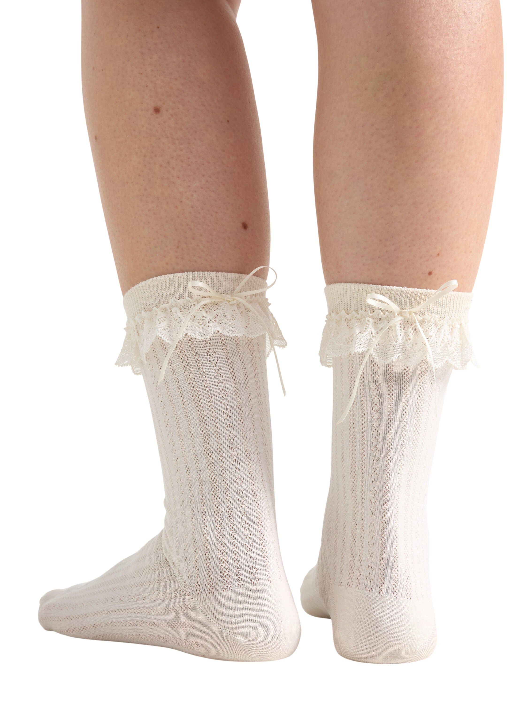 Sock lace cuff w bow