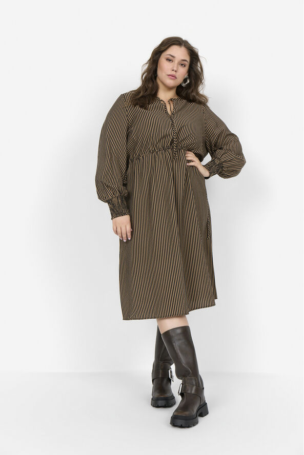 Curvy WA-GENTINA 4 Kjole Mørk sand