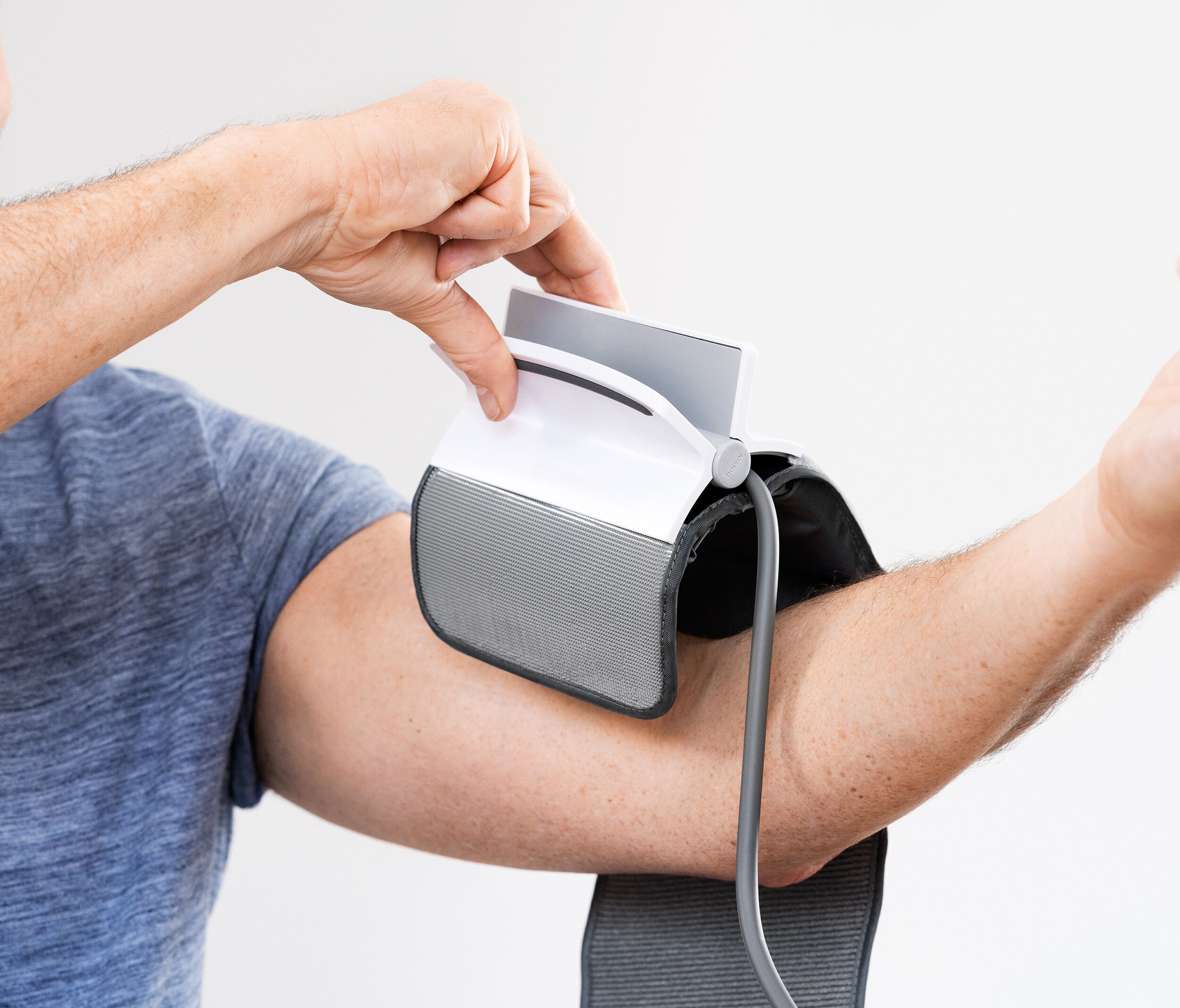 Blodtrykksm&aring;ler easyClip til overarmen BM 51