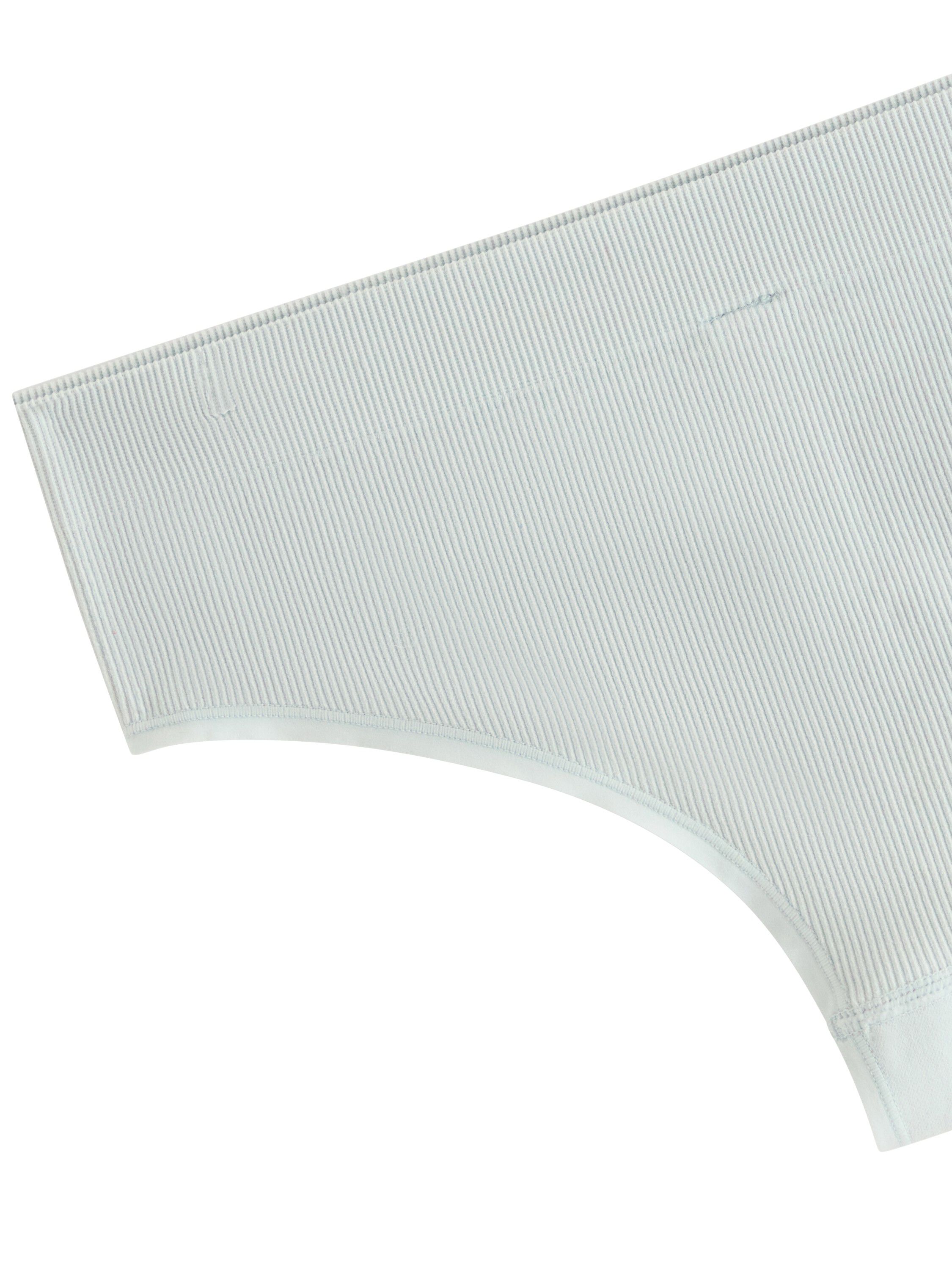 Ribbestrikket braziliantruse med s&oslash;