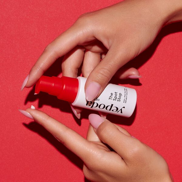 The Spot Stop : Løsning med AHA + PHA mod urenheder