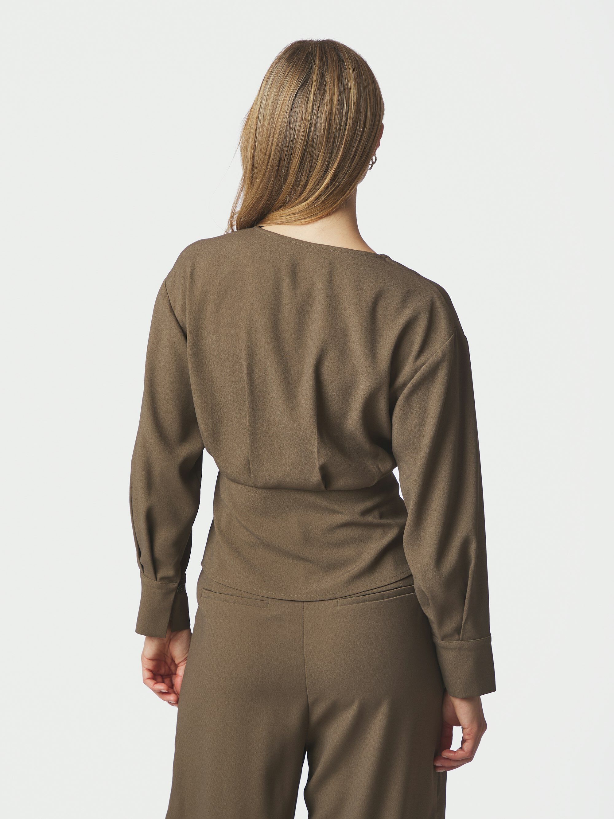 Reline Crepe Blouse