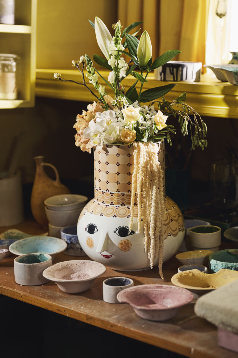 Olga Vase H35 cm sand