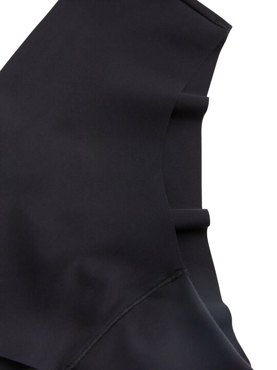 Usynlig brasiliansk truse med normal midje