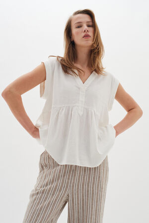 EllieIW V-Top