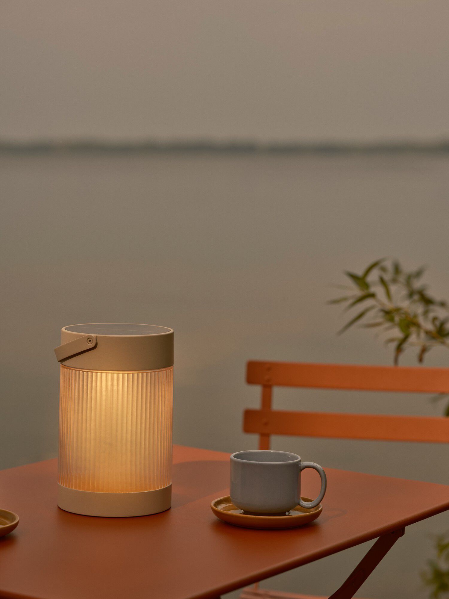 Coupar Solar | Bordlampe | Sandfarvet