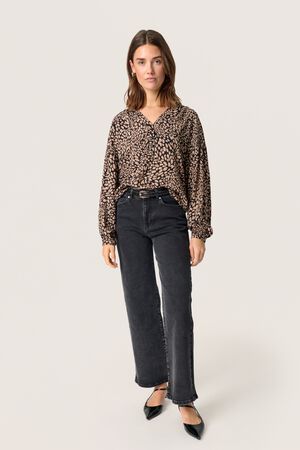 SLNaya Kensie Blouse