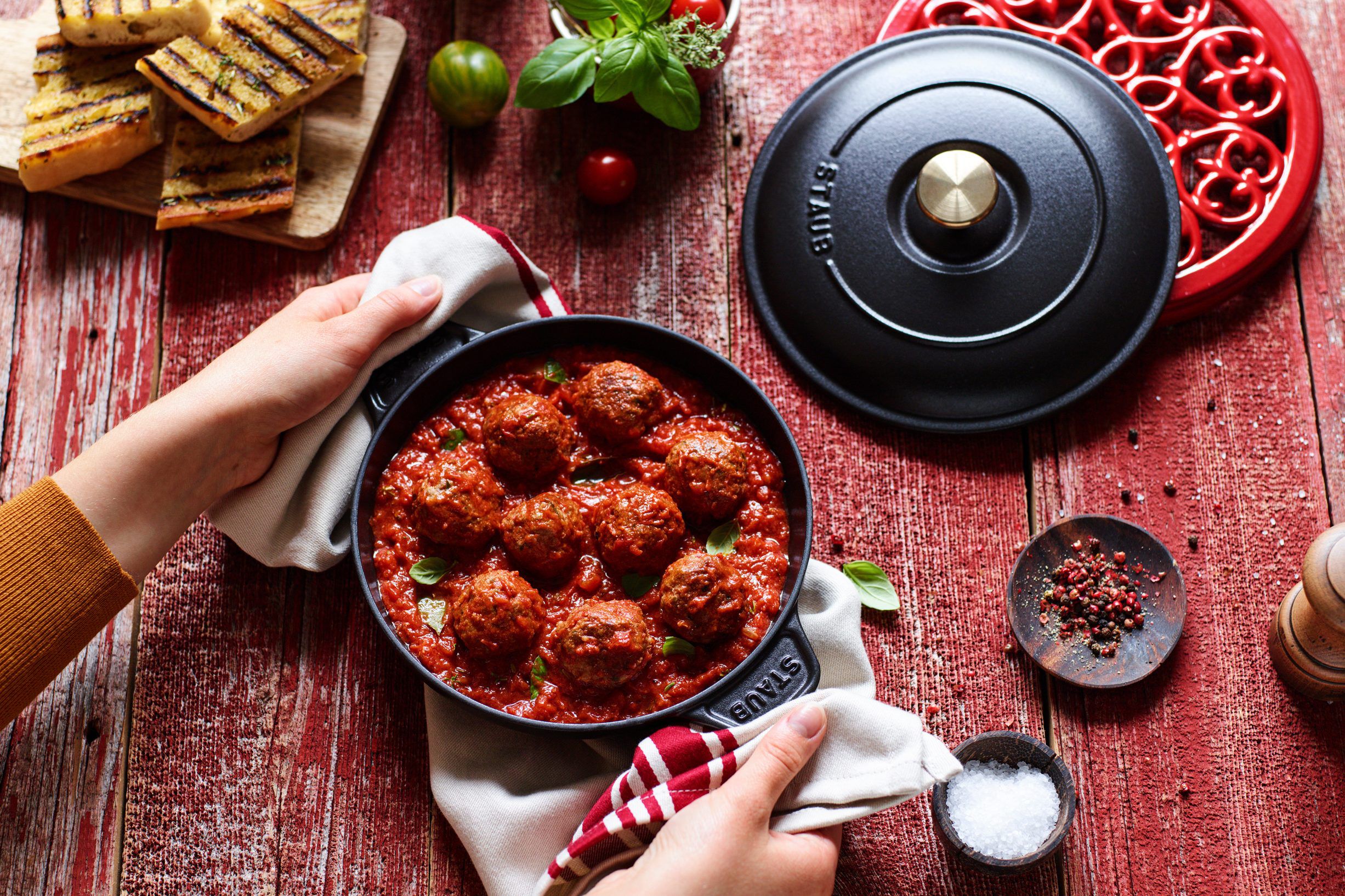 Specialities Ovnfad Med l&aring;g 20 cm, St&oslash;bejern