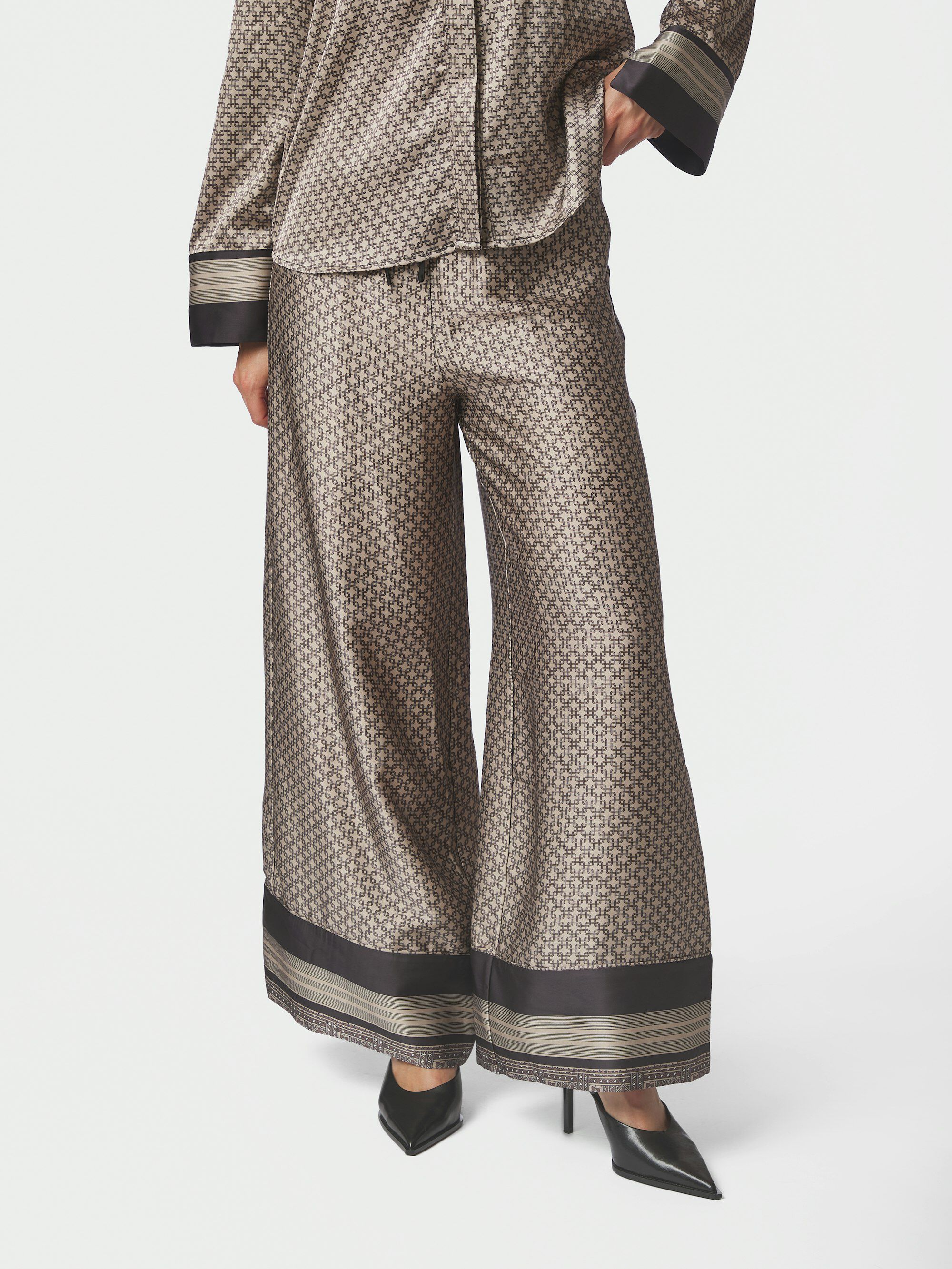 Sora Pattern Pants