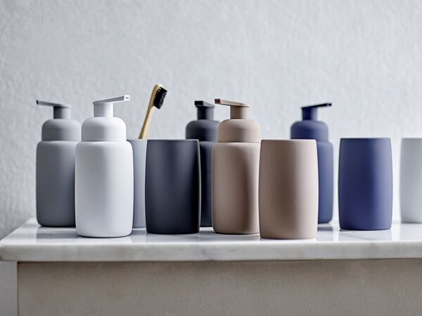 Tannbørsteh Mono sort Rubber S