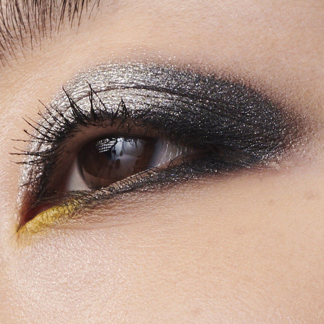 Dimensions Eyeshadow Palette