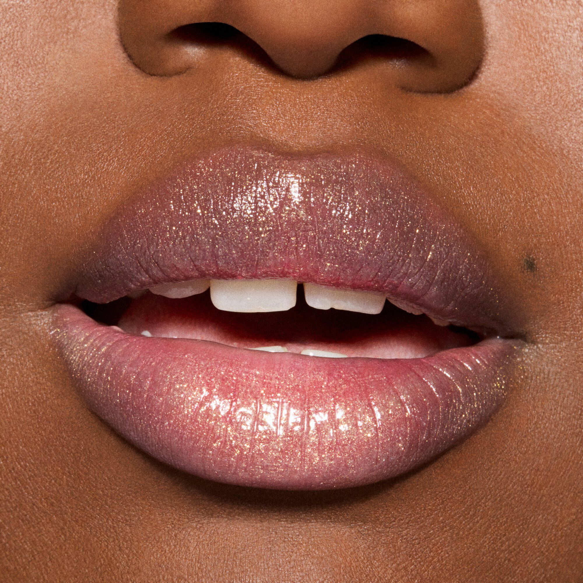 Squirt Plumping Shimmer Lipgloss Stick