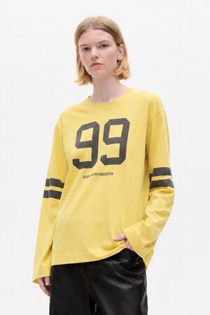 JEEVONA T-Shirt
