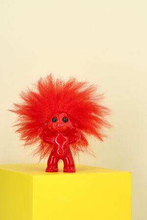 Lykketrold, r&oslash;d, 9 cm