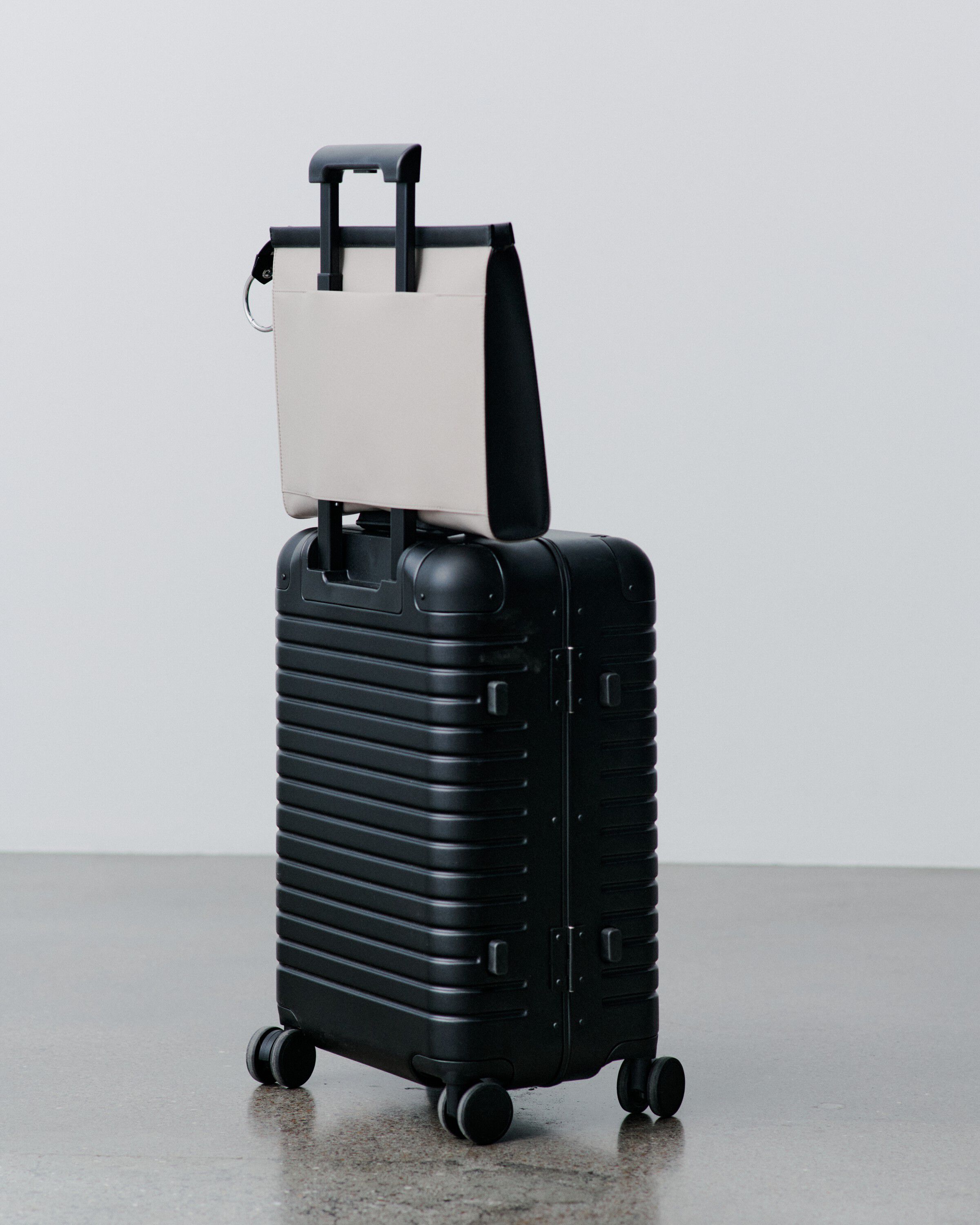 SLS x DAY ET 20" Suitcase