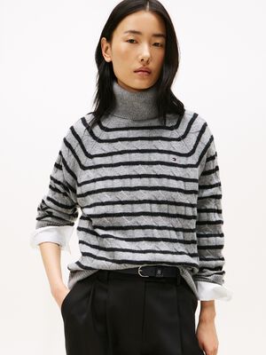 SOFT WOOL CABLE ROLL-NK LS SWT