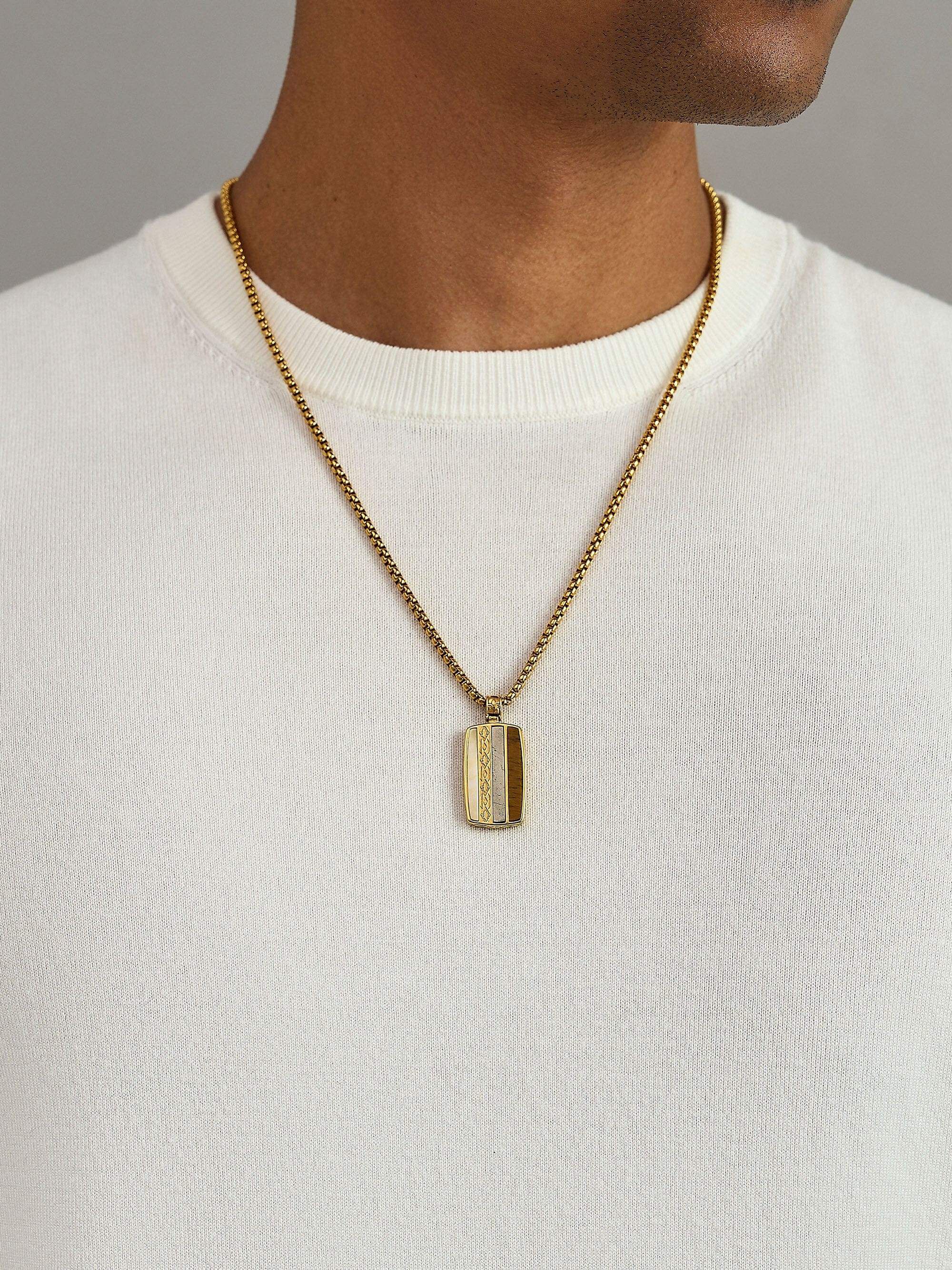 Trinity Pendant Necklace in Gold