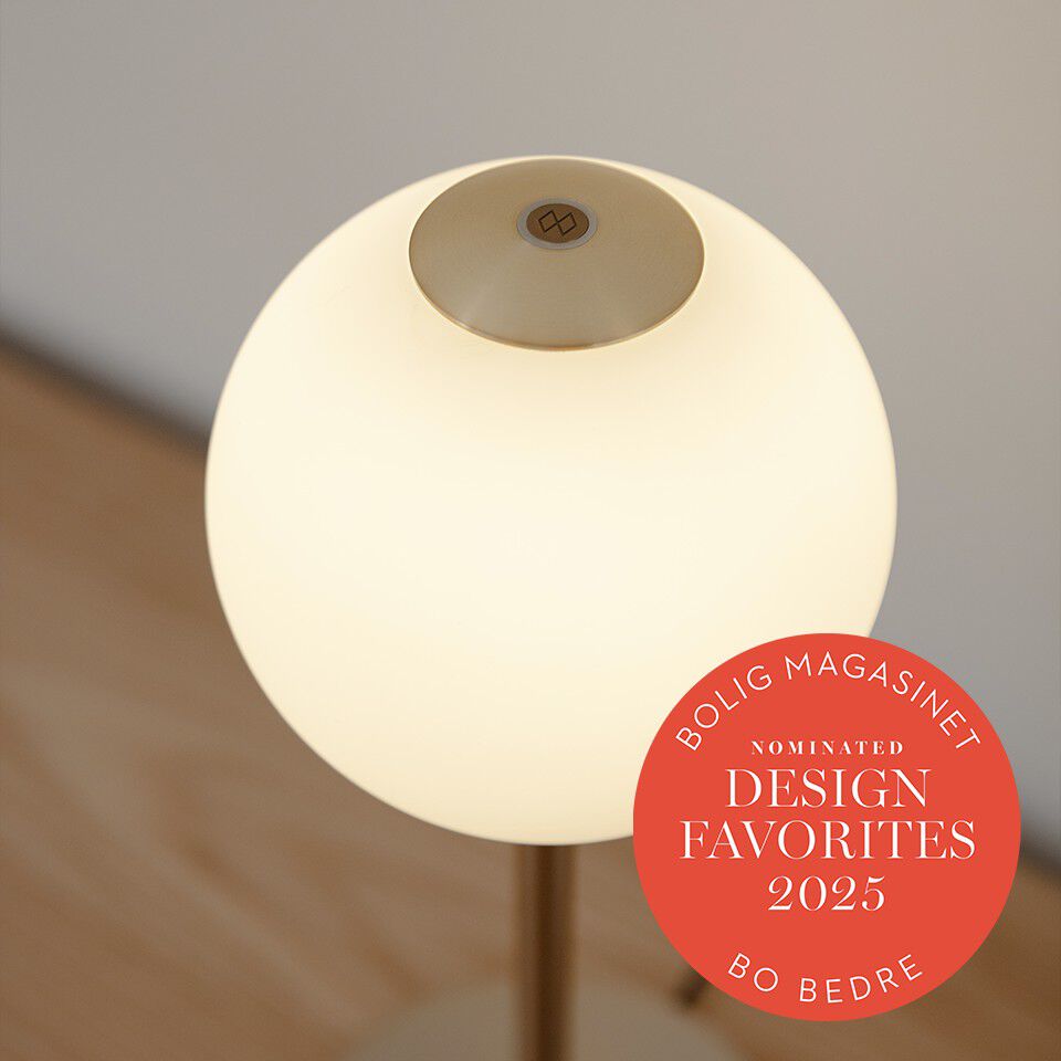 Audrey table lamp