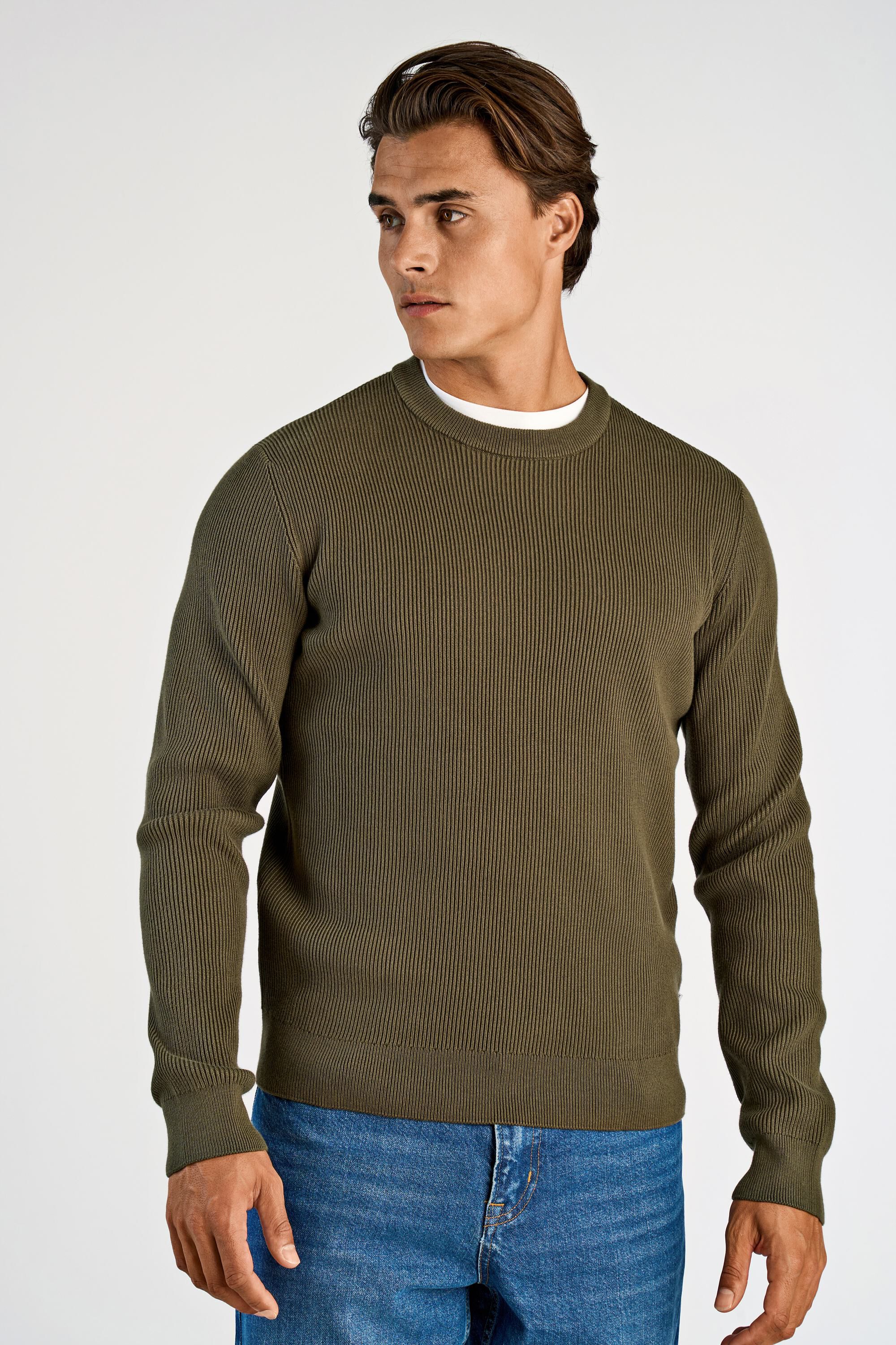 Rib knitted o-neck knit