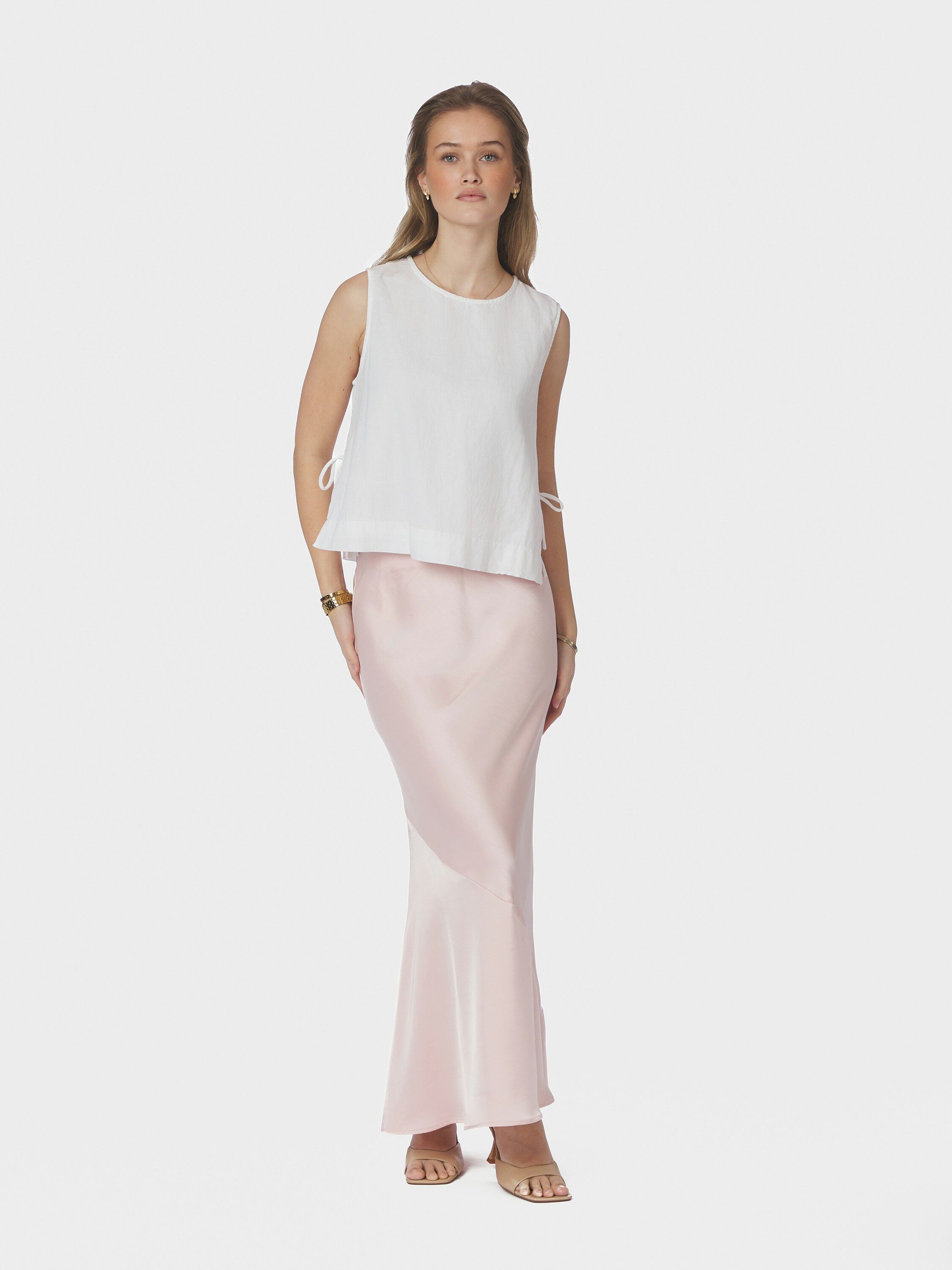 Ninad Heavy Sateen Skirt