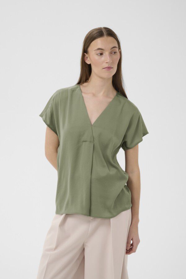 RindaIW Top