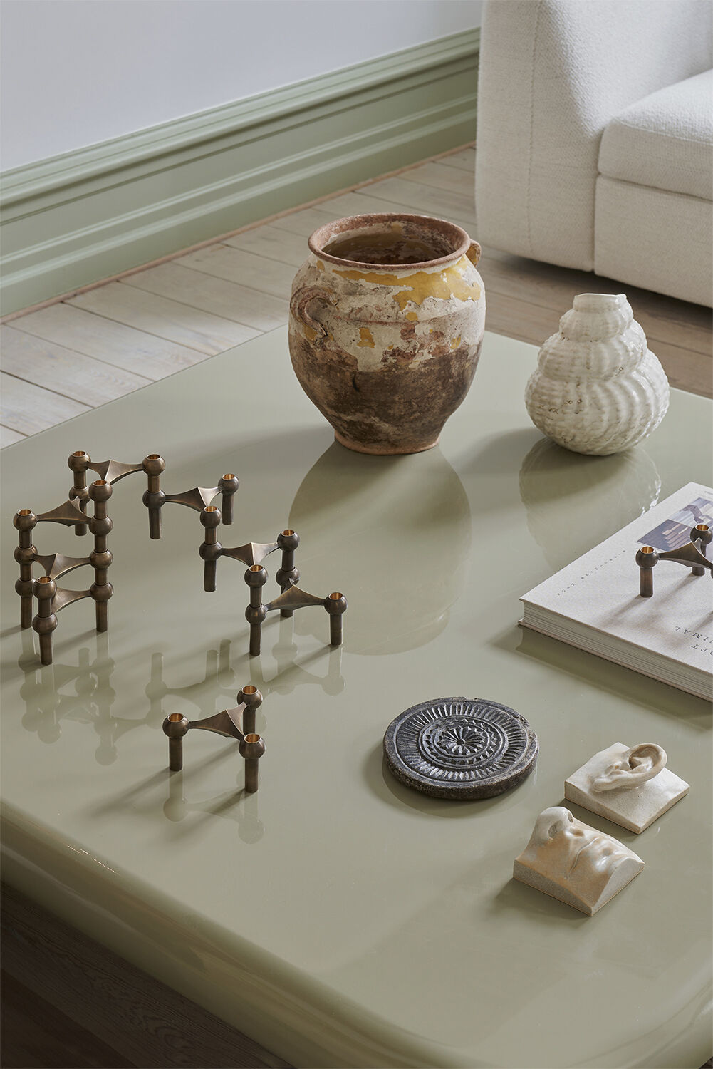 STOFF Nagel candle holder/stage - bronzed brass/bronzeret me