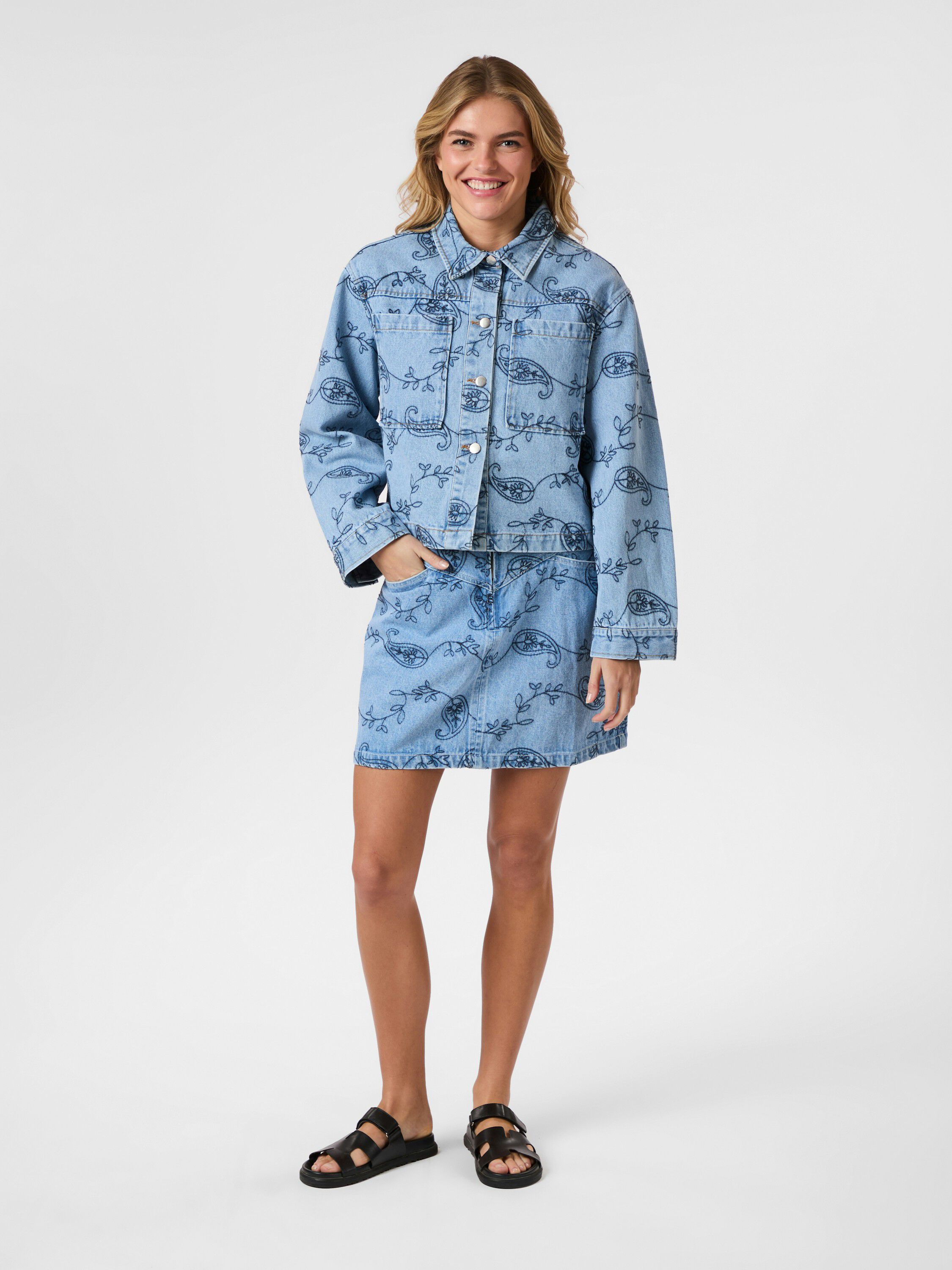 Gabani Embroidery Denim Skirt