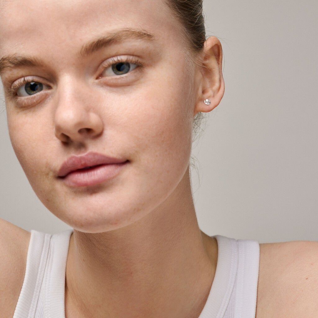 Studs, Organic Clover Mini