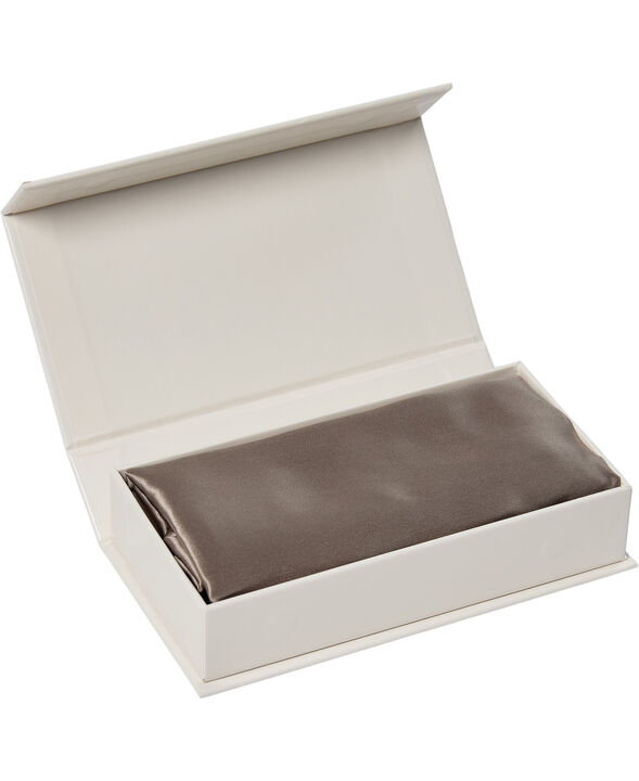 Silke pudebetræk med lynlås, 100 % morbærsilke, 60x63 cm, mørk beige