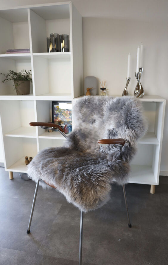 90cm-up New Zealand Sheepskin, Long Wool Light Grey 90x60
