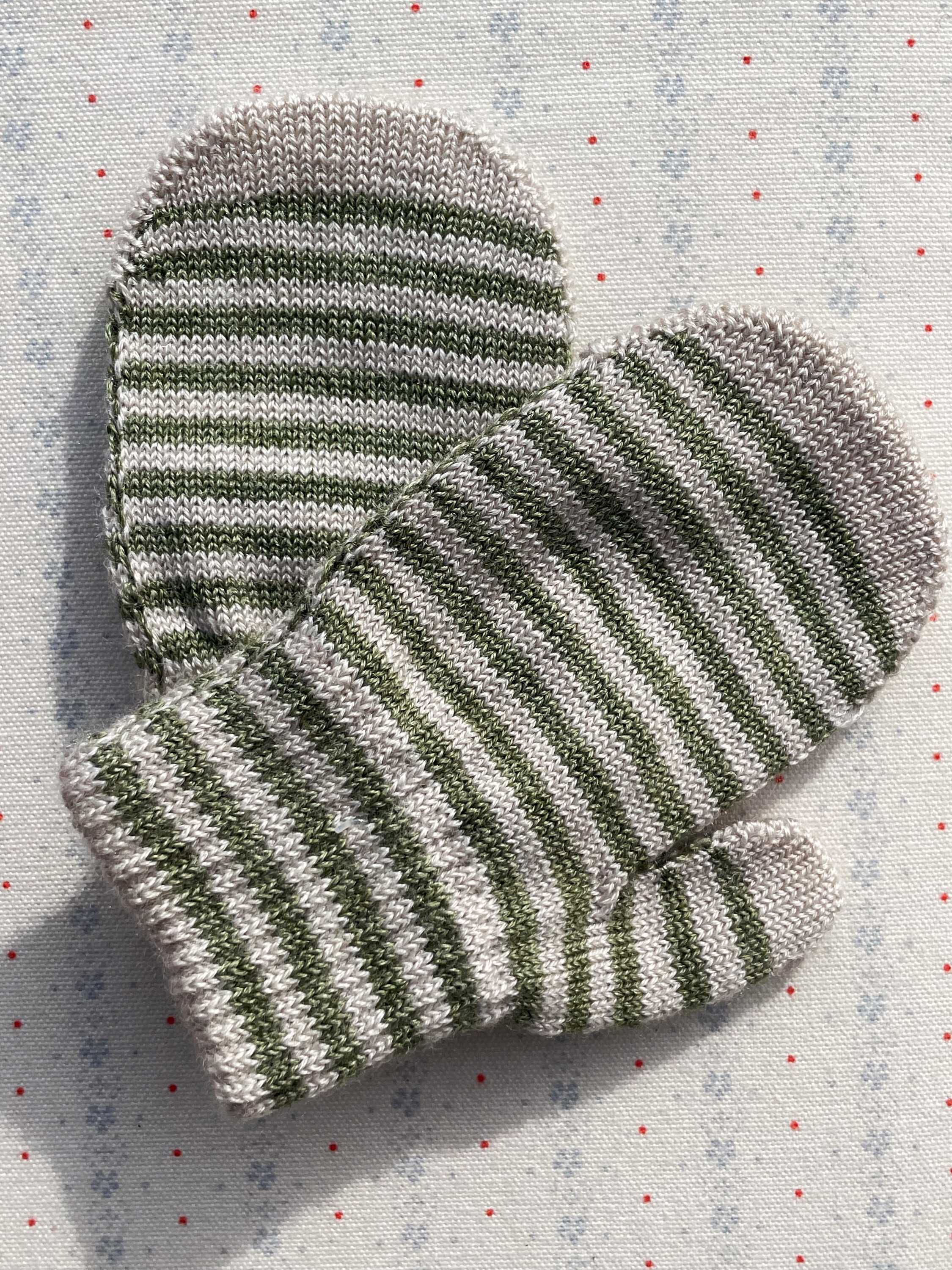 2 PACK FILLA MITTENS