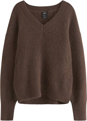 Strikket V-hals tr&oslash;je med en afslap