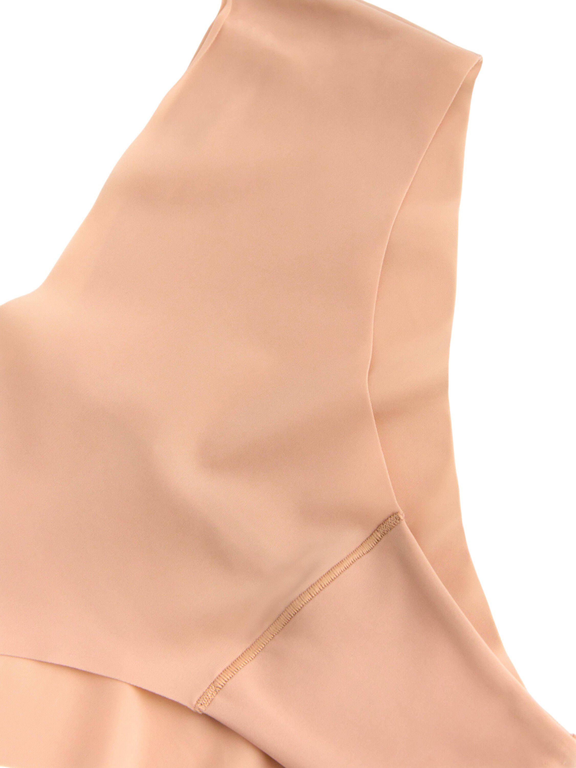 Usynlig brasiliansk truse med normal midje