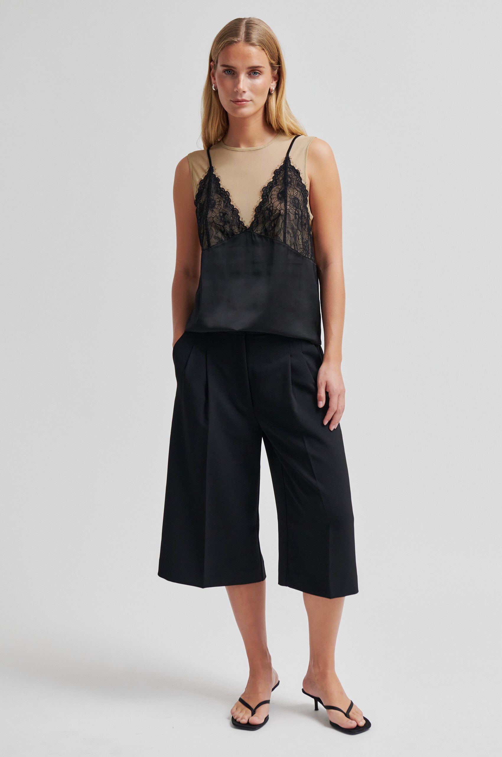 Flore Bermuda Shorts