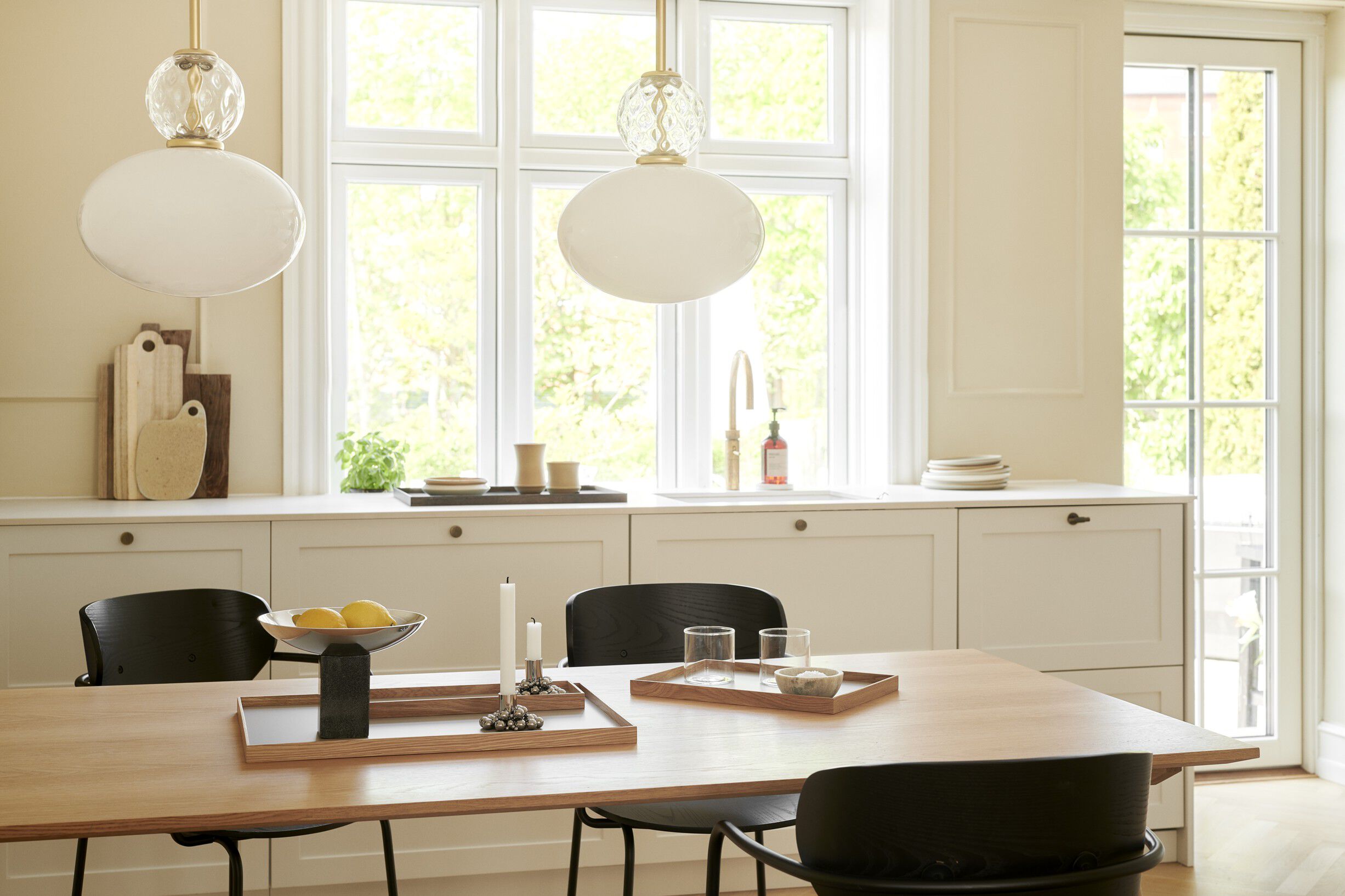 FRAME Tray Medium Oak Grey