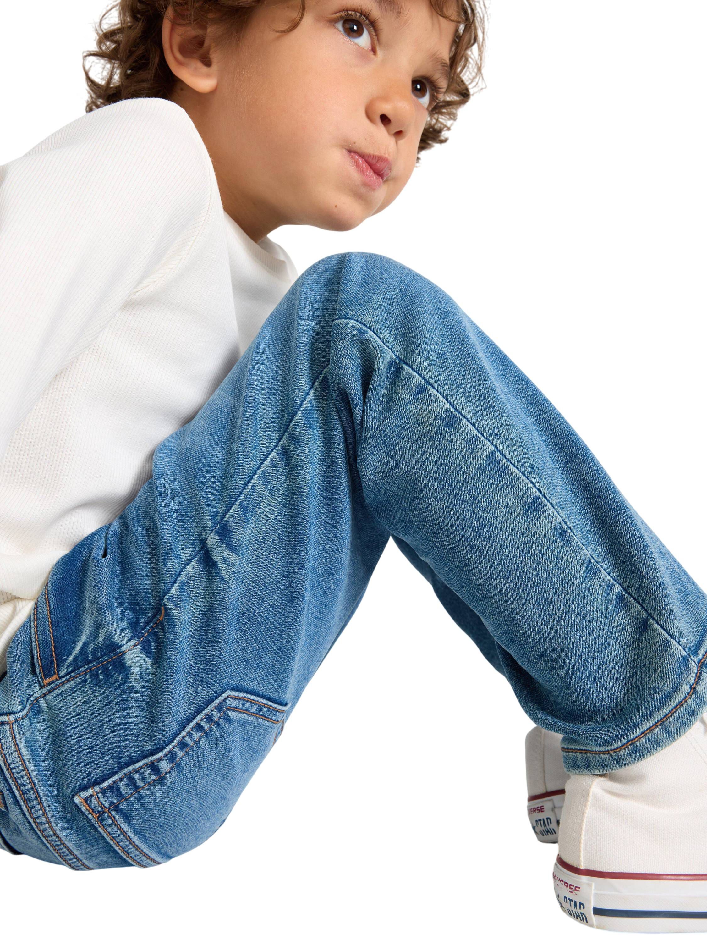 Comfy and super stretchy jeans in s