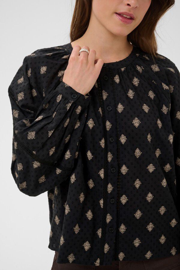 KAwila Shirt
