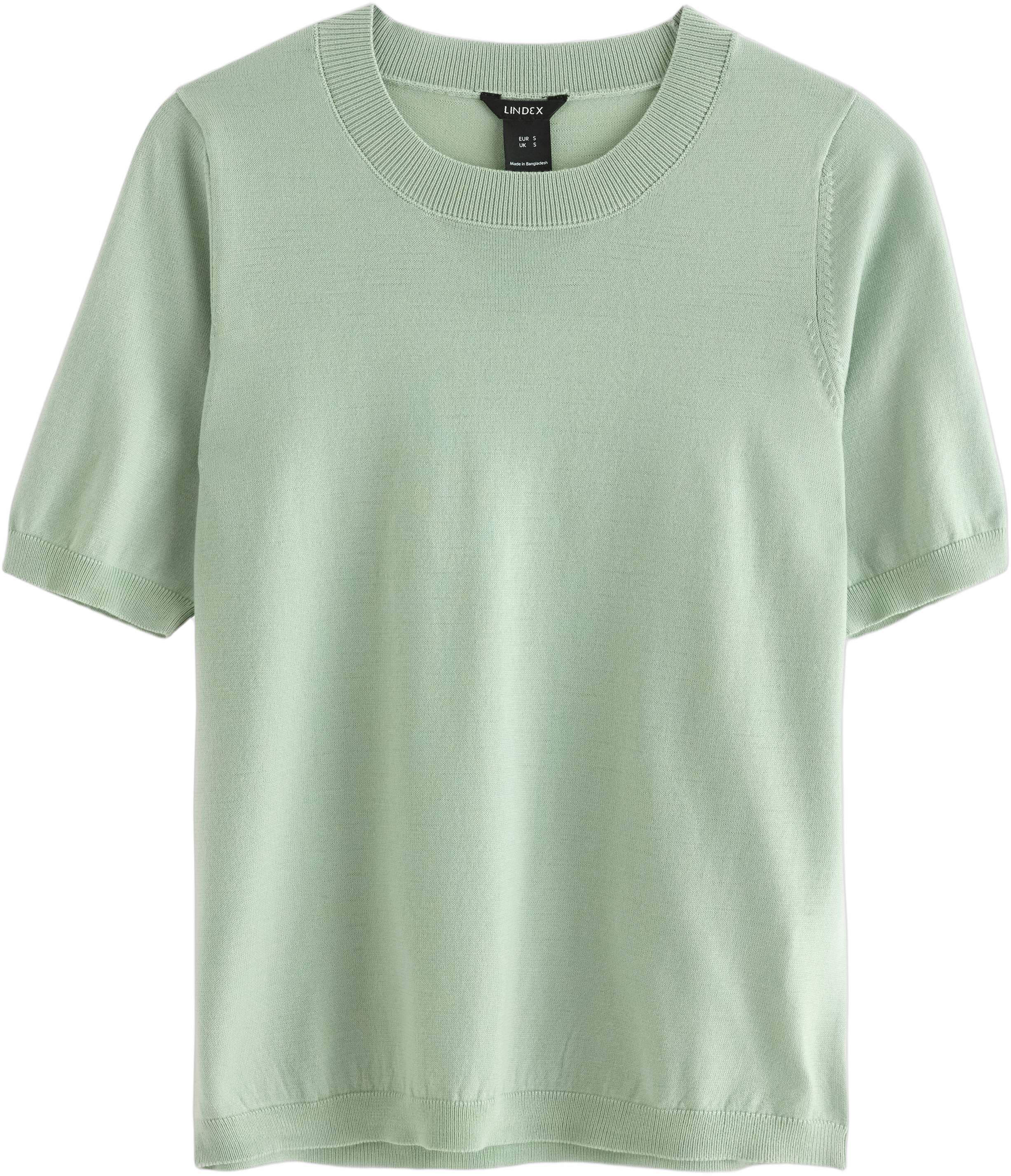 Fine-knitted top with round necklin