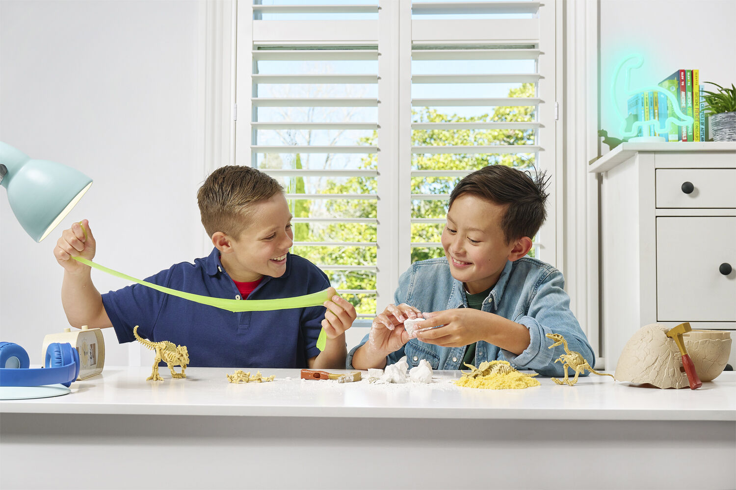 Dino Fossil find mini surprice