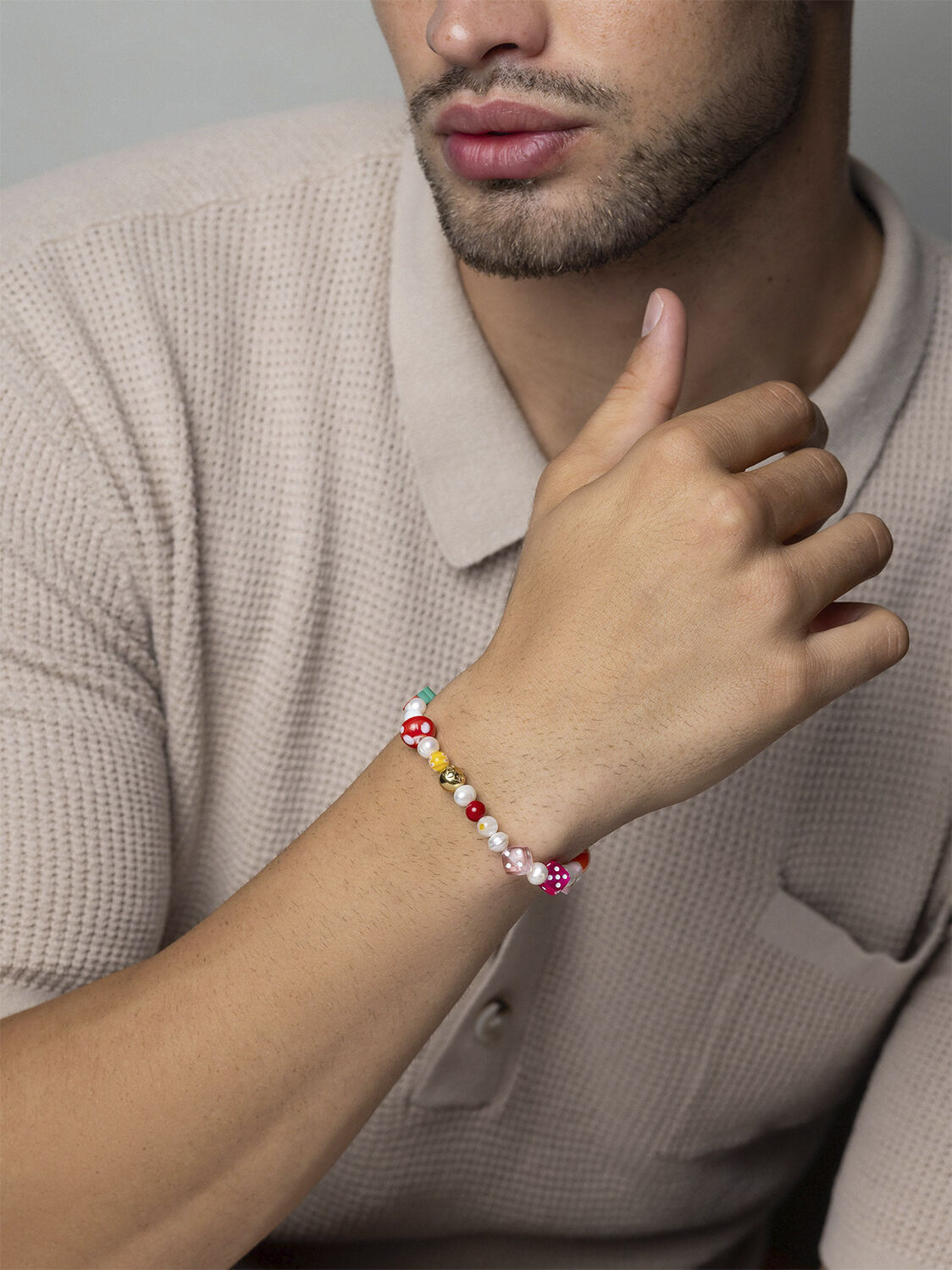 Men's Berry Pearl Bracelet with Assorted Beads