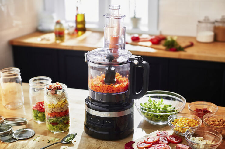 7 Cup foodprocessor matt sort 1,7 liter L19,5cm B1