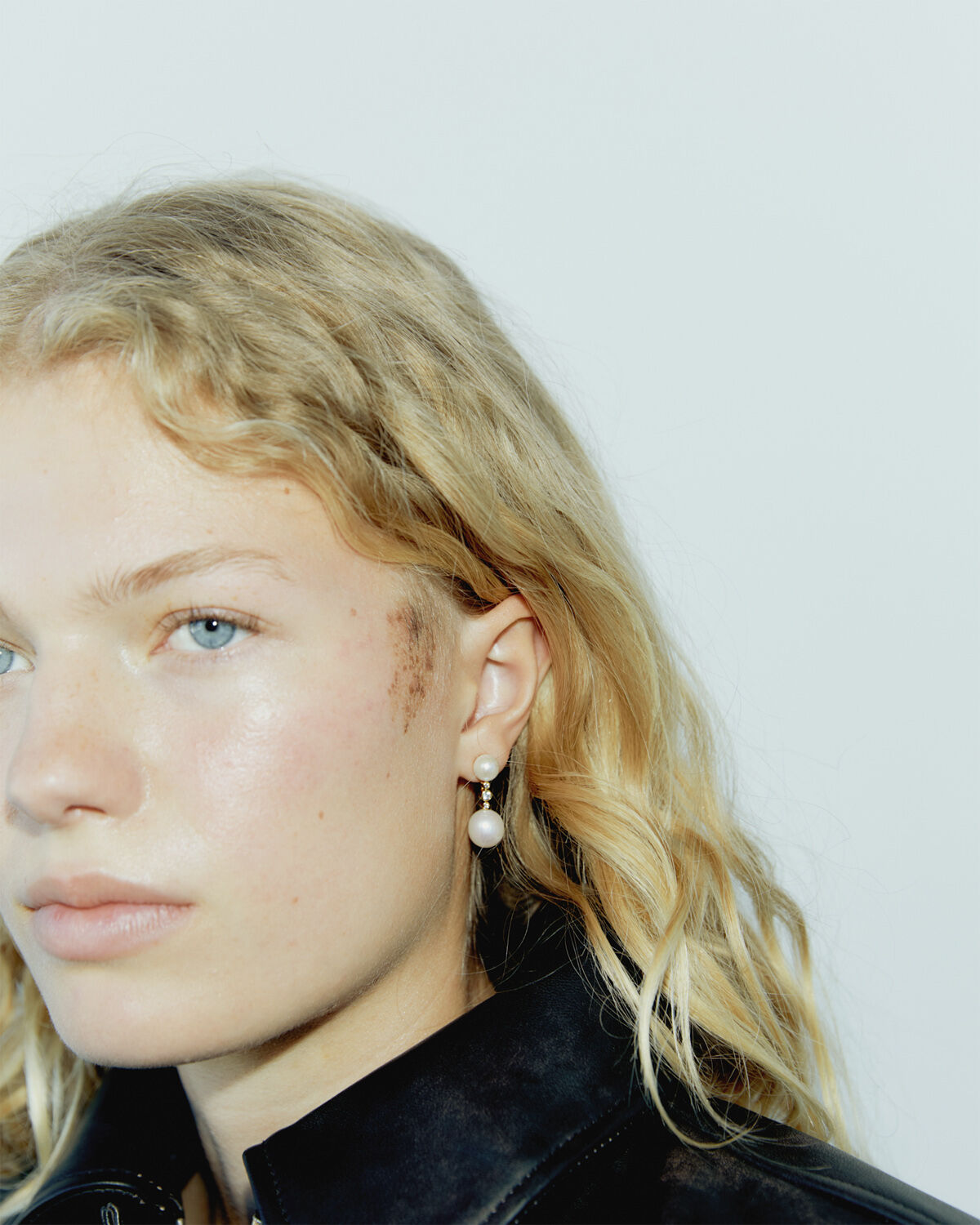 Odile Pearl Earrings