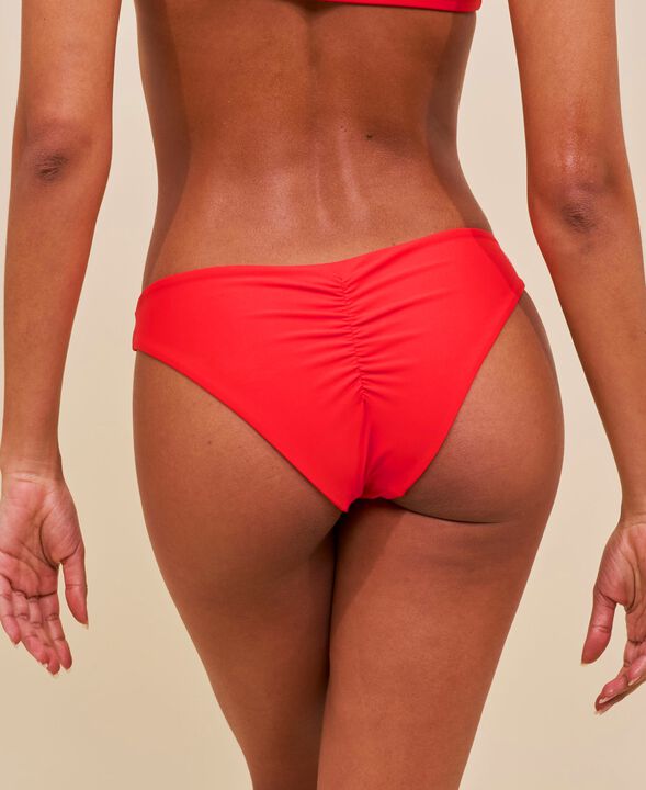 Batur rynket bikinitruse