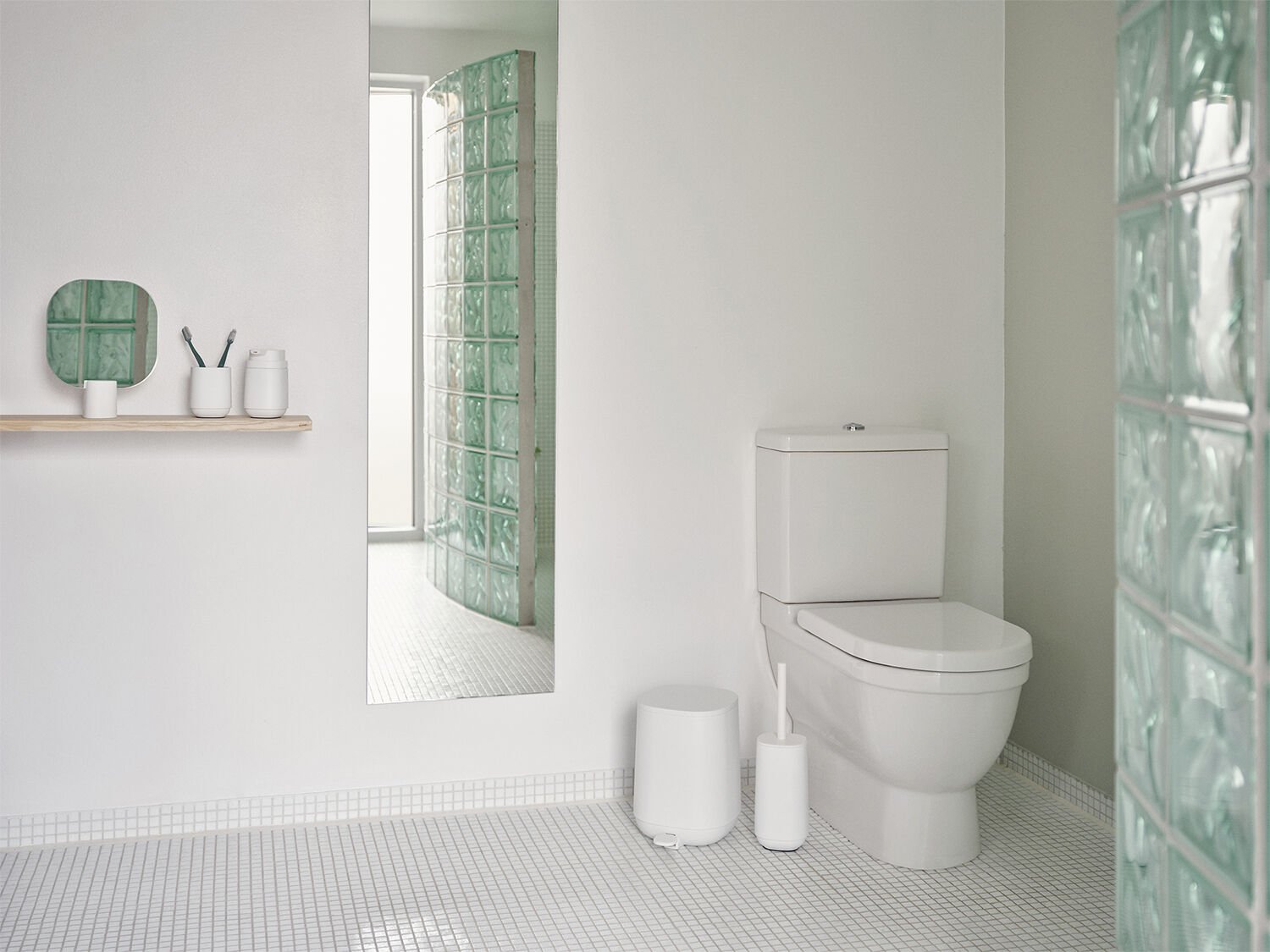 Tannb&oslash;rsteholder Time White