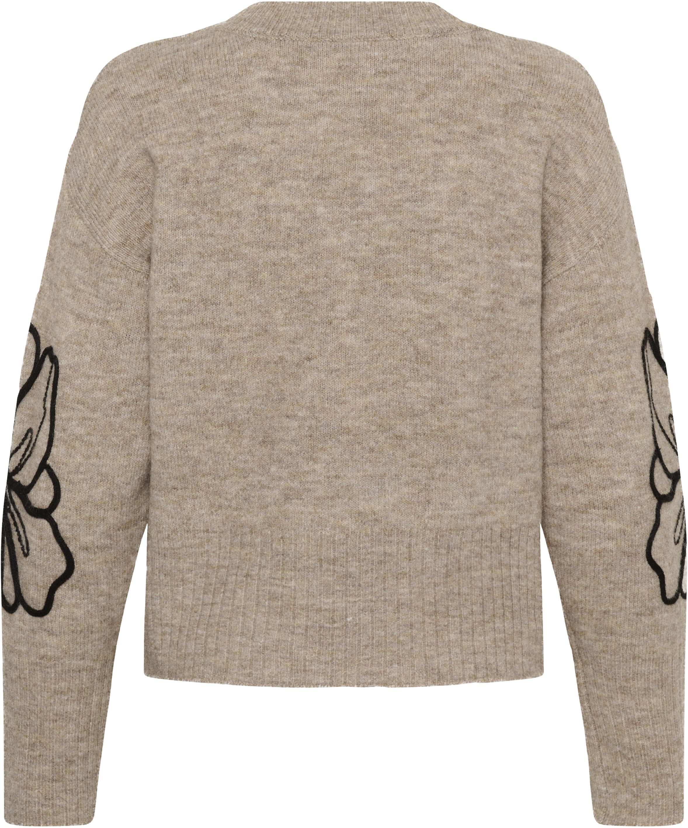 KAerin Embroidery Pullover